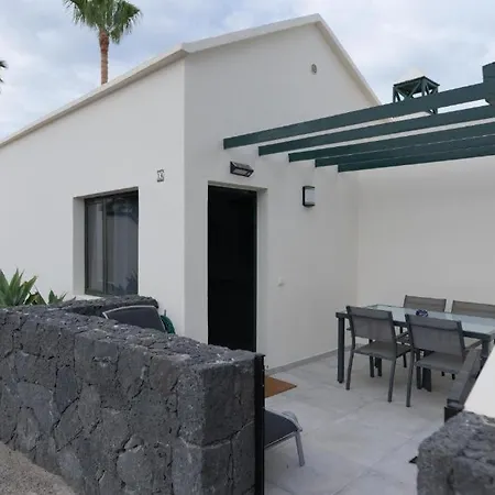 Hébergement de vacances Casa Ibon 1a Pool View Playa Roca Costa Teguise